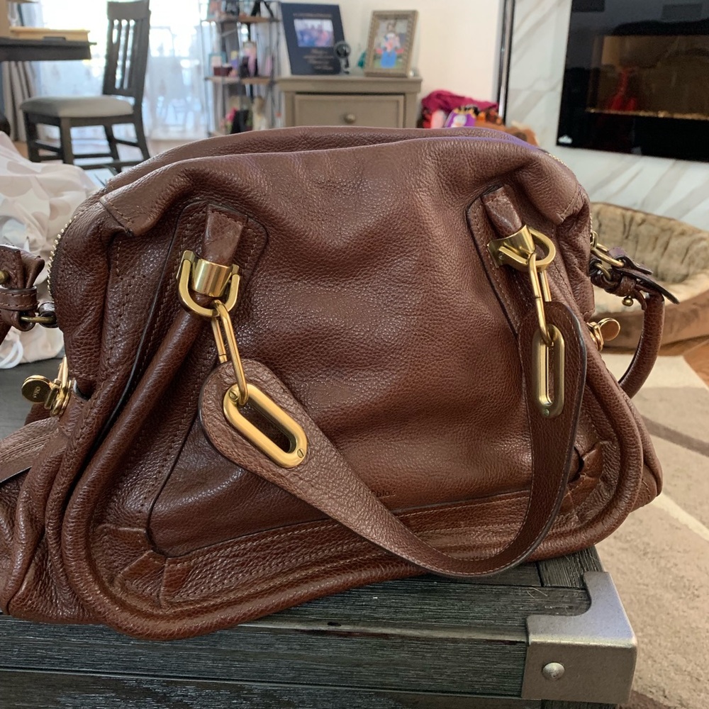 Close Medium Paraty Handbag
